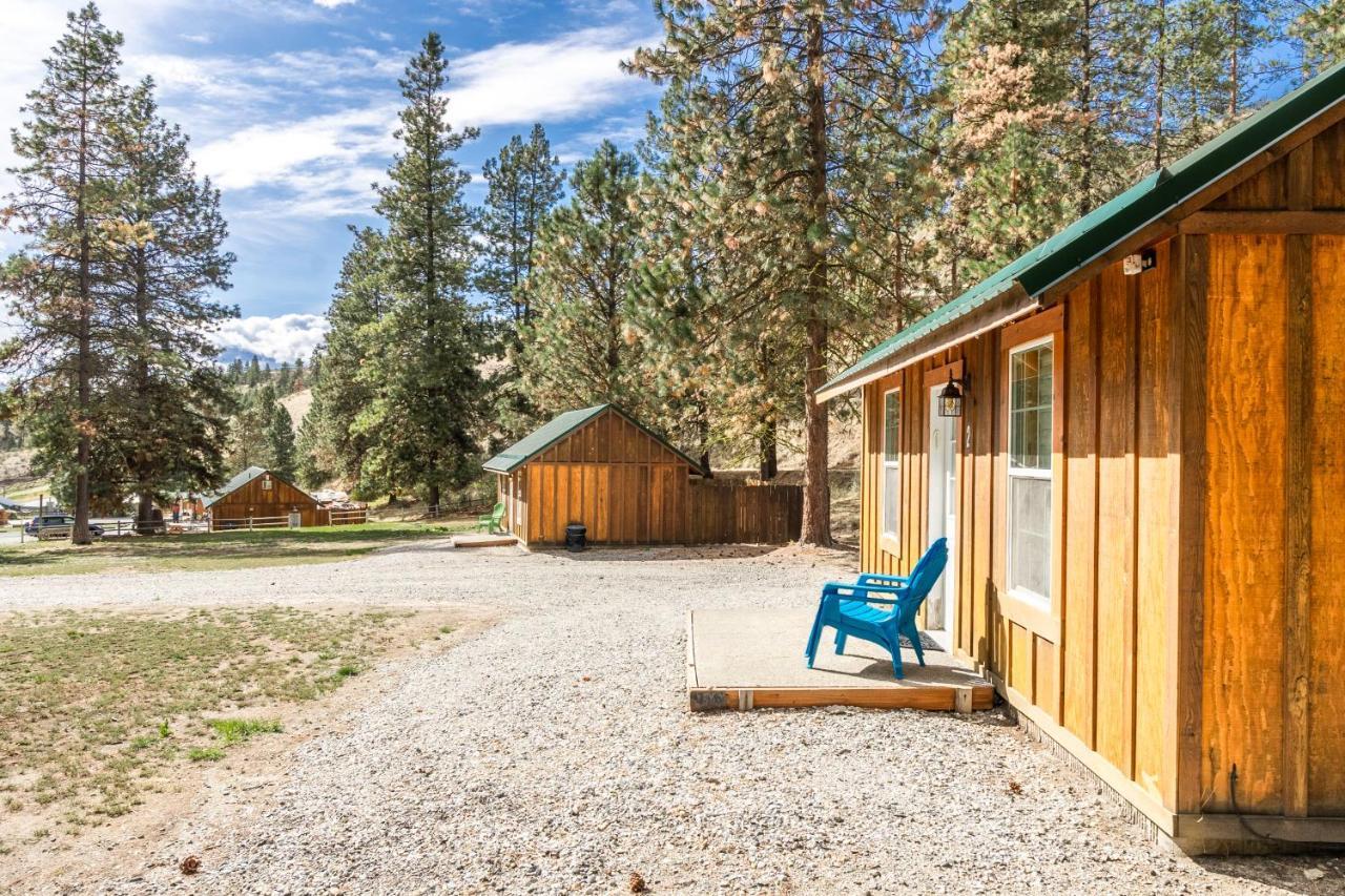 Echo Valley Resort + Cabins Manson Esterno foto